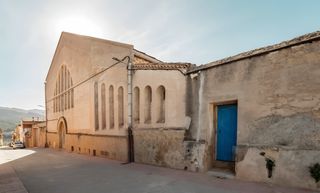 Édifice à Canvis 2. Edificio en venta en bot, antigua cooperativa vitivinícola, tarr