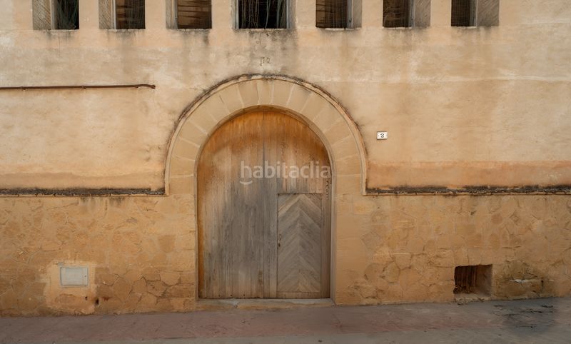 Foto ed4356ce-fdfb-4a3c-82a1-d2936227aff7. Edifici a canvis 2 a Bot