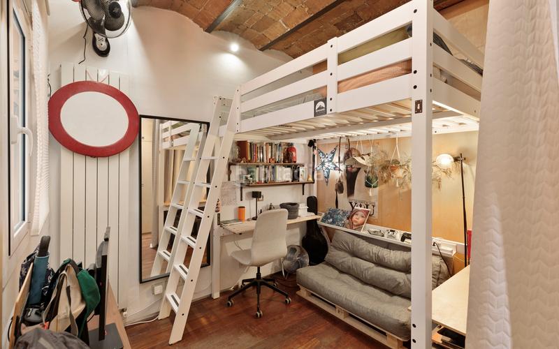 Foto dc17fe88-b0de-4647-87e0-465c00aa5104. Dúplex piso en venta en el putxet i el farró con 3 habitaciones y terraza, en Barcelona