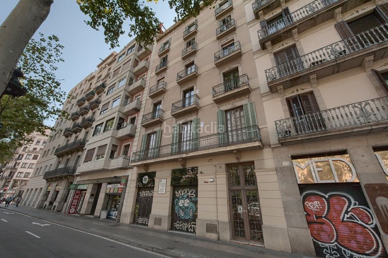 Foto c452fbfb-a272-402d-9dbd-8dac1de569b1. Pis a Dreta de l´Eixample Barcelona