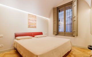 Etagenwohnung  Zorrilla. Piso y sótano en venta en cortes, reformados, con 2 habitaciones