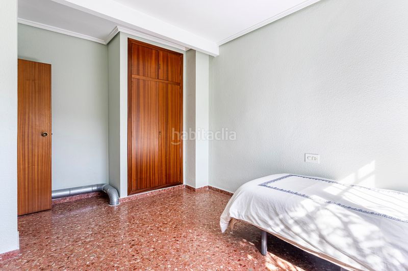 Foto e4ba1eb5-0652-47c4-9016-555708e046ed. Casa amb calefacció aparcament a Godelleta