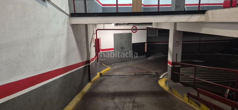 Foto 2f2cbb5e-9471-4cb9-9ef2-ac361408b725. Aparcament cotxe a La Nova Esquerra de l´Eixample Barcelona