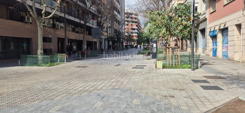 Foto ba4755cf-11a6-4151-9f39-89cdabd7bc34. Aparcament cotxe a La Nova Esquerra de l´Eixample Barcelona