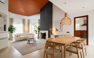 Casa in Acàcies 39. Casa en venta en parque marianao sant boi de llobregat con 6 hab