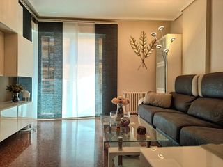 Piso  Ntra. sra. de la esperanza. Piso en venta junto a la plaza pablo picasso de 3 habitaciones,