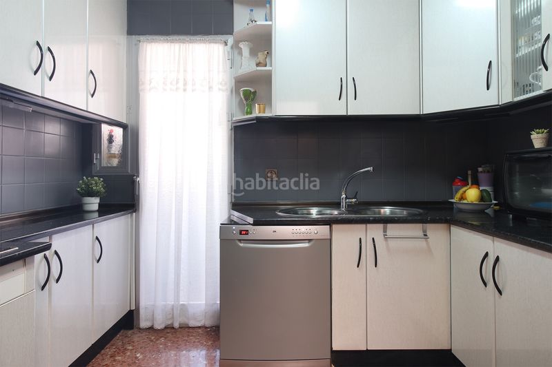 Foto ae5db4a5-9aff-4cca-b8ed-ededda1e9edb. Pis amb calefacció a Fátima Albacete