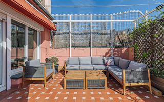 Penthouse  Pau piferrer. Ático reformado con espectacular terraza de 36 m, luz y vistas d