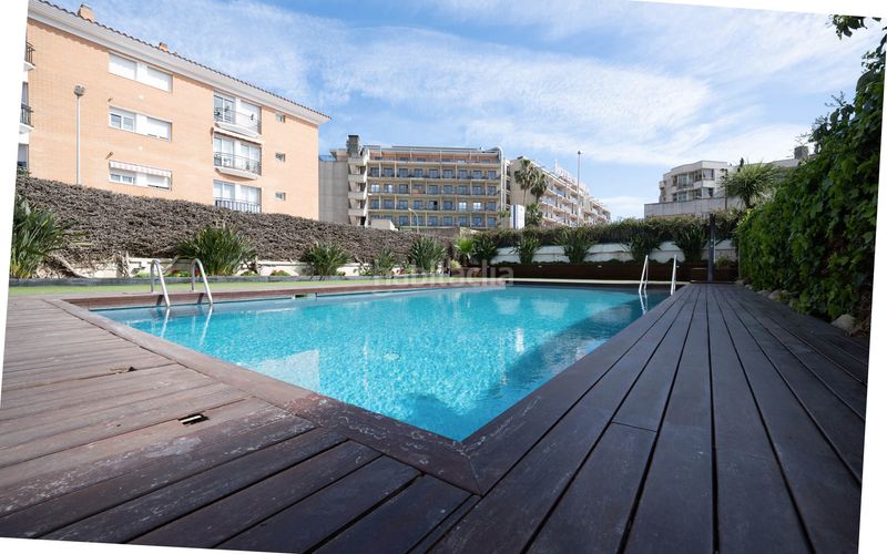 Foto 05db58ca-30aa-4ccc-bf79-ae7fcfd6ecbe. Pis amb calefacció piscina a Fenals Lloret de Mar
