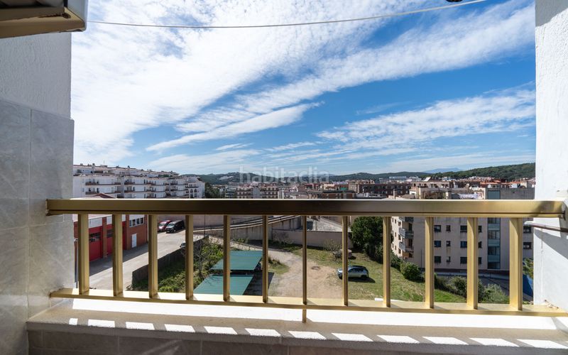 Foto 3541da62-7db9-48db-9548-29f0d0d62a15. Pis amb calefacció piscina a Fenals Lloret de Mar