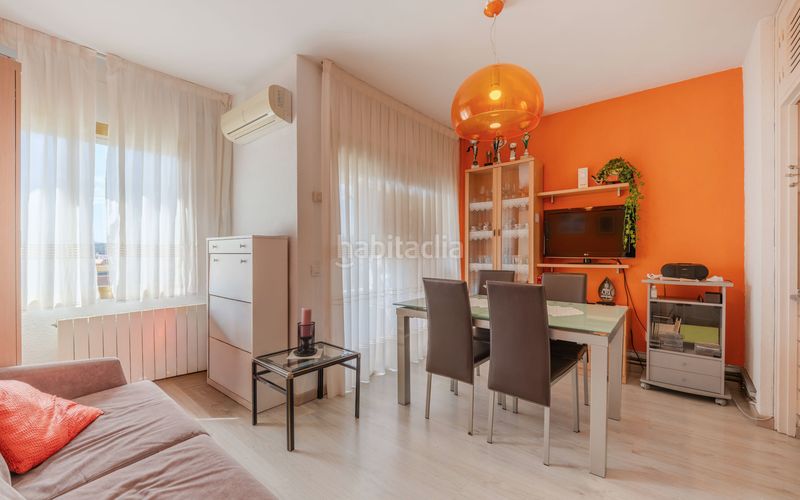 Foto ff4b14bc-c4e3-4043-9cf4-4ece92d3e7b1. Pis amb calefacció piscina a Fenals Lloret de Mar