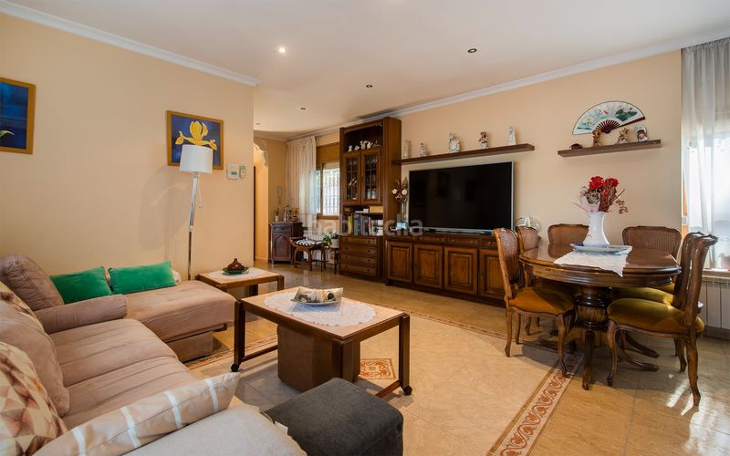 Foto 20d562c2-8689-43b9-8914-e9900f7acf2f. Casa amb calefacció aparcament piscina a Urbanitzacions Argentona
