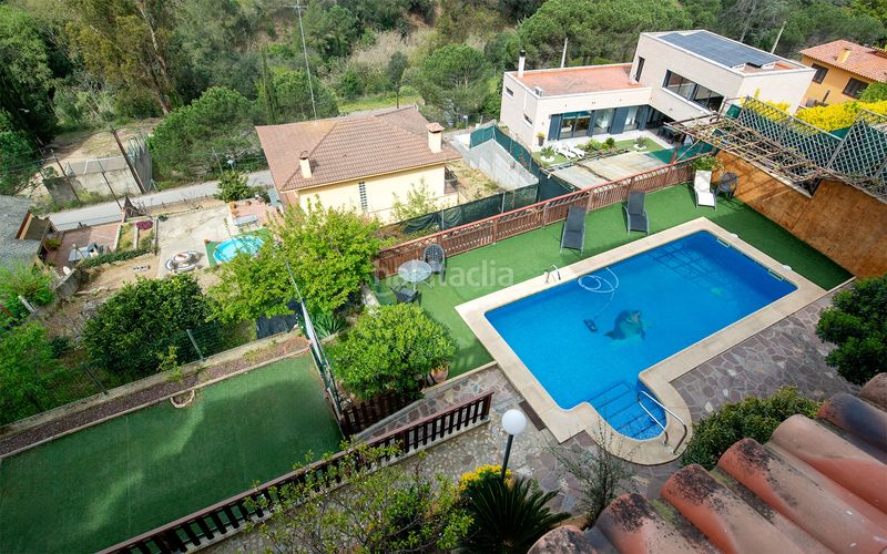 Foto f56d2f5d-3791-4d9d-83fc-aaf821f80cf7. Casa amb calefacció aparcament piscina a Urbanitzacions Argentona