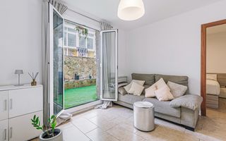 Pis  Escoles pies. Piso en venta en planta baja en sitges, con 3 habitaciones doble