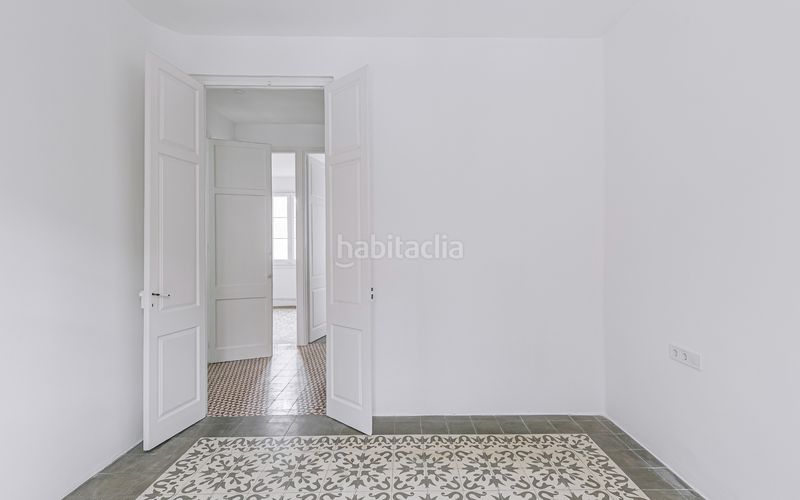 Foto d79ebe30-935d-4754-af1b-813886e813df. Casa amb calefacció a Guinardó Barcelona