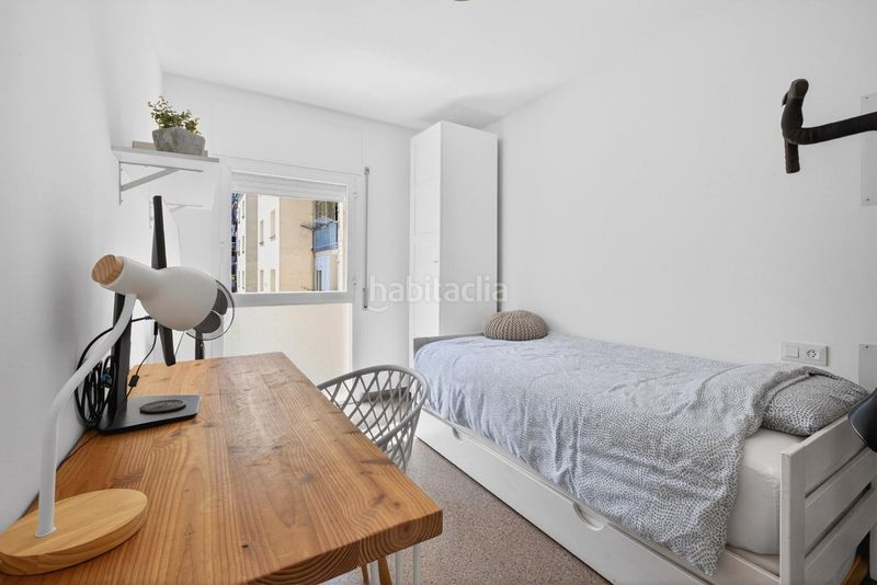 Foto a0ba957c-33b9-4fe6-9df7-a9642337bd8b. Pis amb calefacció aparcament a Eixample Nord Girona