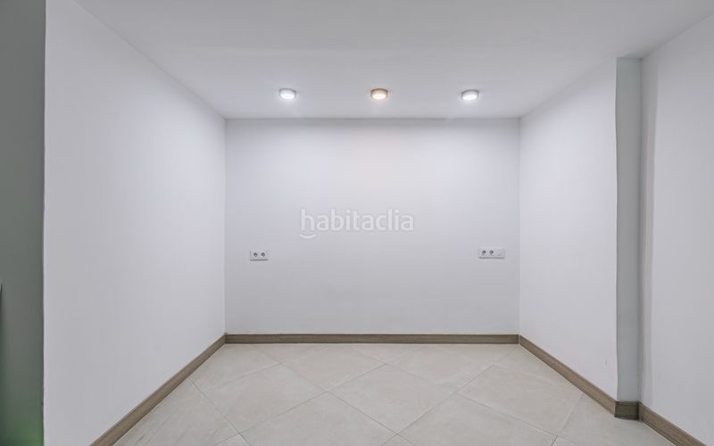 Foto 0b6f7e4b-2ee2-4300-acbd-916c4ae8fe48. Pis amb calefacció a El Poble Sec - Parc de Montjuïc Barcelona
