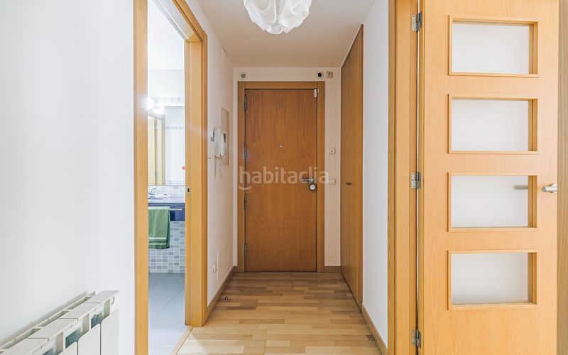 Foto f16c3895-7040-4aa0-a6a0-b86d734984dc. Pis amb calefacció aparcament a Provençals del Poblenou Barcelona