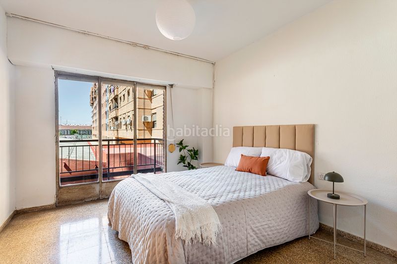 Foto c89ac6fa-5e6a-42e6-8734-3566781ab743. Pis a Malilla Valencia