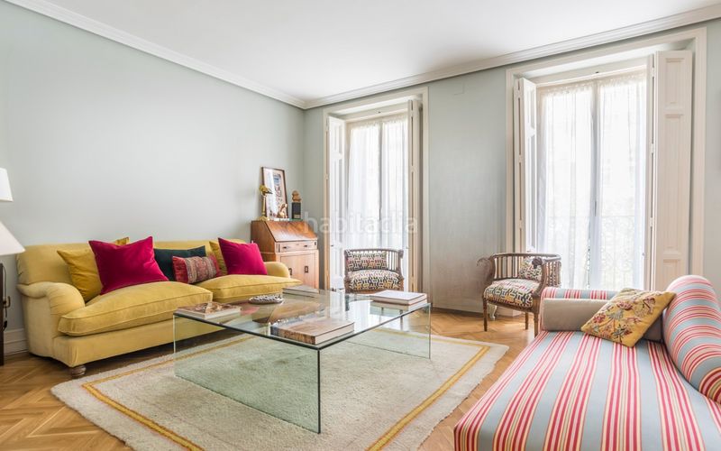 Piso  Princesa. Piso en venta en argüelles con 4 habitaciones y 3 balcones, madr