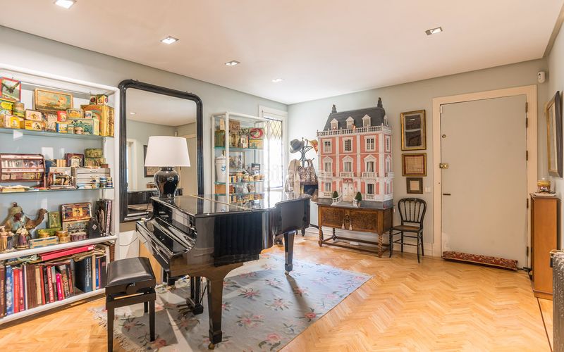 Foto 7cfef3e1-7b3c-4d30-bbfa-9d439fcf30ef. Pis amb calefacció a Argüelles Madrid