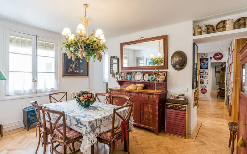 Foto a5573250-6424-4c19-bf4c-98fd25f320b9. Pis amb calefacció a Argüelles Madrid