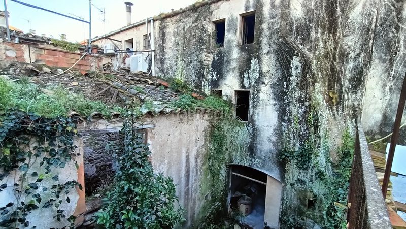 Foto 6aa77e2e-ed1f-4e67-96da-fd409f7ba0da. Casa a Barri Vell Salt