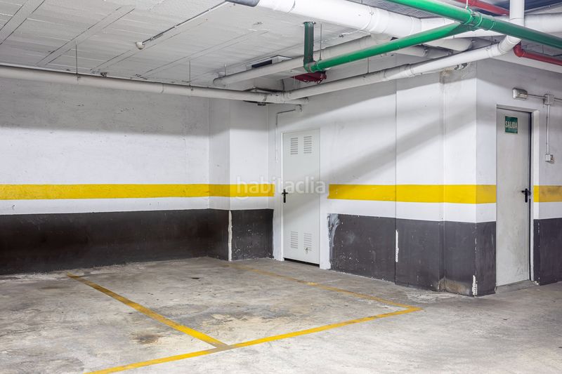 Foto 14b0321a-77f9-4586-85bb-f6ca77099b7a. Àtic amb aparcament piscina a Valterna Paterna