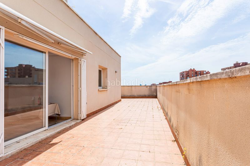 Foto 36b4898a-4331-4339-a00d-c2dc948b2cd5. Àtic amb aparcament piscina a Valterna Paterna