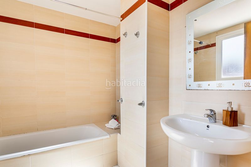 Foto 530580a7-f297-426d-a6a7-8a55b97cbd34. Àtic amb aparcament piscina a Valterna Paterna