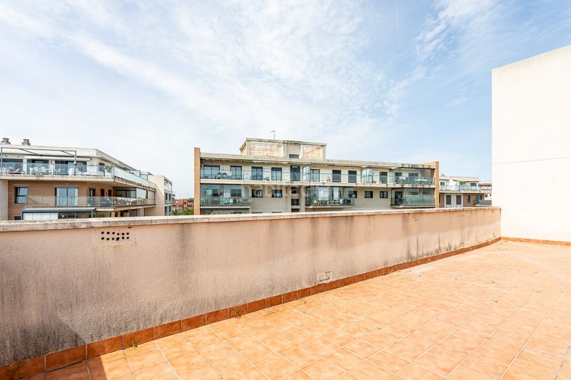 Foto 882d79d3-cc21-4390-bb4d-67df13c52662. Àtic amb aparcament piscina a Valterna Paterna