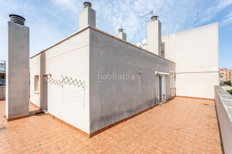 Foto a40a3ad6-326e-4e6b-a704-81e89dcd77bc. Àtic amb aparcament piscina a Valterna Paterna