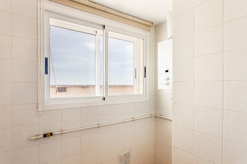 Foto ab6e52f5-bdeb-4bc2-86b0-be43da3890aa. Àtic amb aparcament piscina a Valterna Paterna