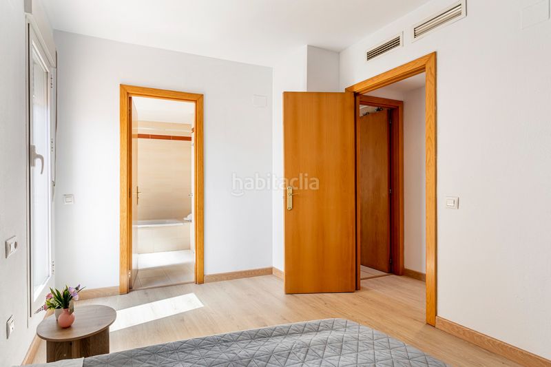 Foto b263a11e-c338-4c45-bf7e-462dbaf8658b. Àtic amb aparcament piscina a Valterna Paterna