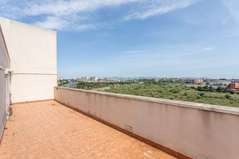 Foto dd85e946-83c8-4da8-bc9a-606f169eda37. Àtic amb aparcament piscina a Valterna Paterna