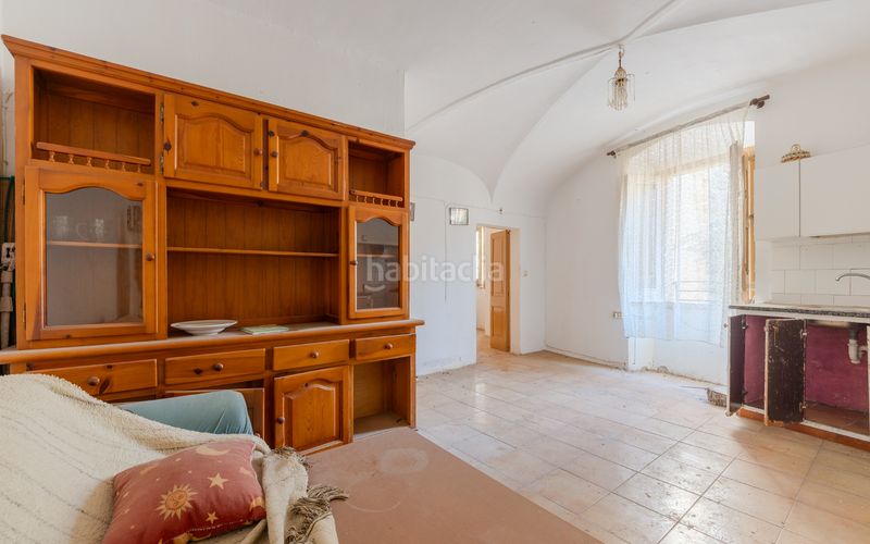 Foto 0df2cabd-ec3d-4e9d-a8a5-6f60ea2933d2. Edifici a Benaguasil