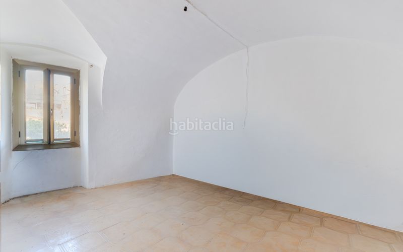 Foto 337eb7df-d05f-4ba7-93d5-a468d646f472. Edifici a Benaguasil
