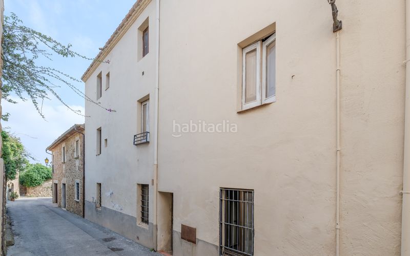 Foto 50693d45-43e3-4b19-b5b7-a173fe7f04ff. Edifici a Benaguasil