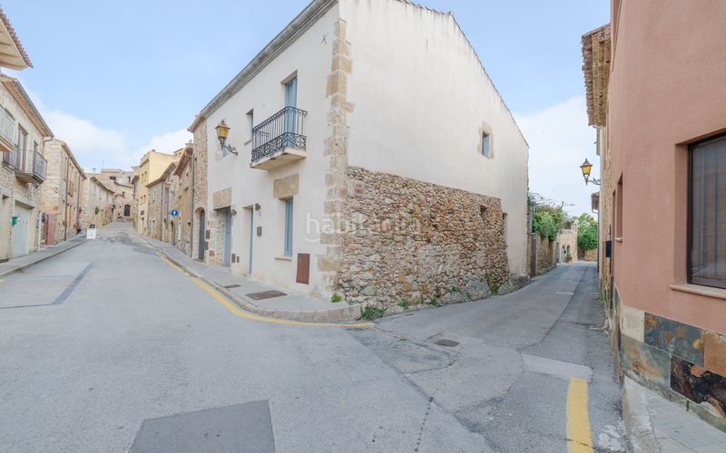 Foto f2aba802-507a-4d40-abba-69f9998949e3. Edifici a Benaguasil