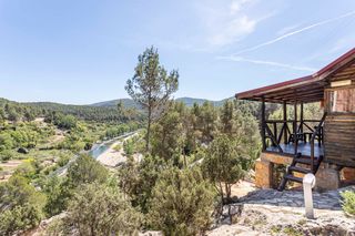 Casale  Fuente de los baños. Complejo de hostelería en montanejos. restaurante  alojamiento