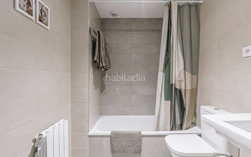 Foto e006aba2-3704-4abf-be51-0b28c871ff26. Pis amb calefacció aparcament a Masies de Roda (Les)