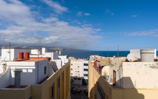 Appartamento  Faro. Piso en venta en la isleta con 3 dormitorios, azotea y vistas al