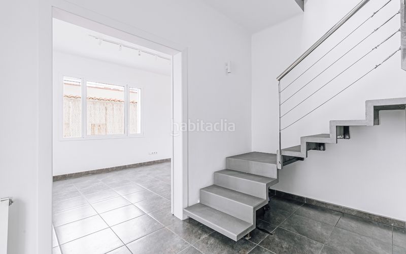 Foto 1b340b82-a79b-4b97-9820-c86ce3c317a6. Casa amb calefacció a Torrent Ballester Viladecans