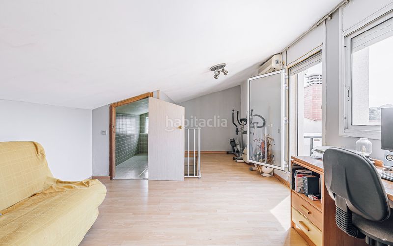 Foto 5175c90e-6518-451d-be6e-6c6fe9d5abfe. Casa amb calefacció aparcament a Cervelló