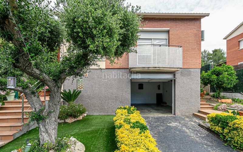 Foto e31f2098-0ead-4d6f-b43e-f714f60a3ff9. Casa amb calefacció aparcament a Cervelló