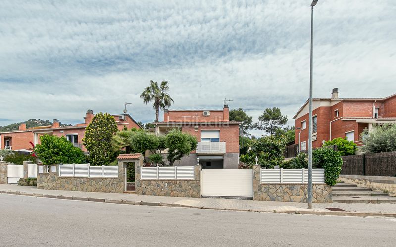 Foto f0418fe2-2075-4b2b-a8c5-b4c679058858. Casa amb calefacció aparcament a Cervelló