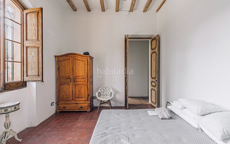 Foto 5a1a47c8-e739-4740-a65b-1fc6d947f6d5. Casa amb calefacció aparcament piscina a Gelida