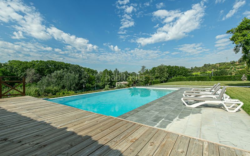 Foto 9b232582-df96-408d-9606-dcb79281d754. Casa amb calefacció aparcament piscina a Gelida