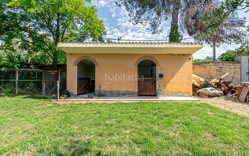 Foto a44ebb5a-8553-4850-9ccb-2858844c0624. Casa amb calefacció aparcament piscina a Gelida