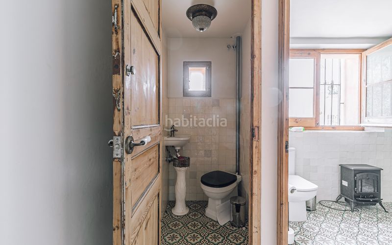Foto d9d6513f-63c1-43ff-978c-52d46273d0b1. Casa amb calefacció aparcament piscina a Gelida